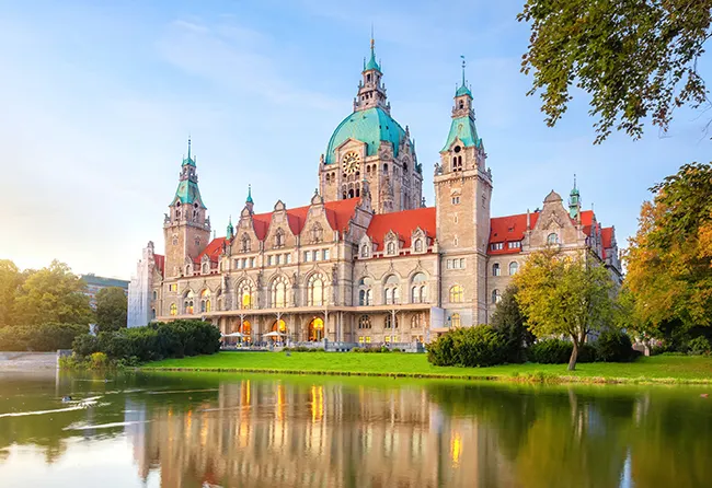 Blick auf das Neue Rathaus in Hannover